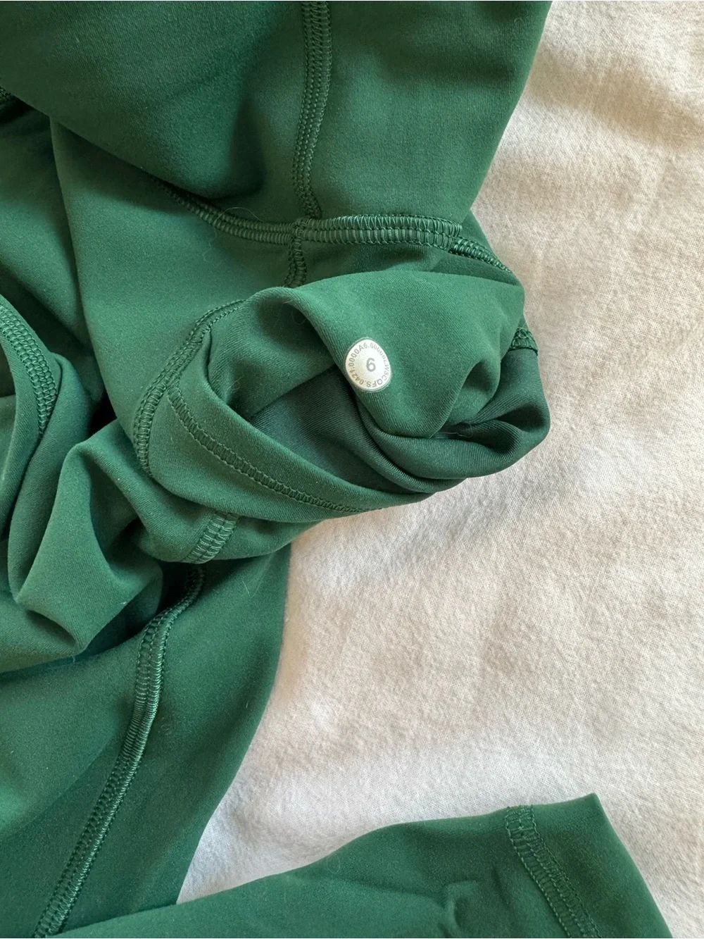 Lululemon WunderTrain with Pockets Leggings